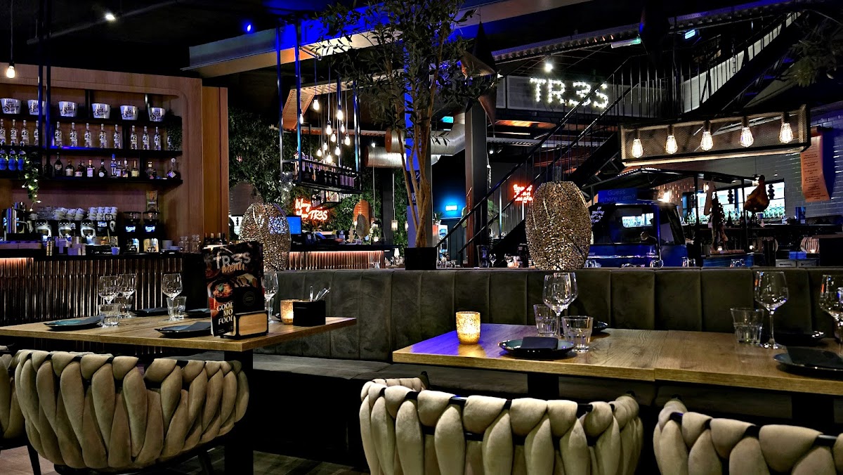 Tres Tapasbar Veenendaal